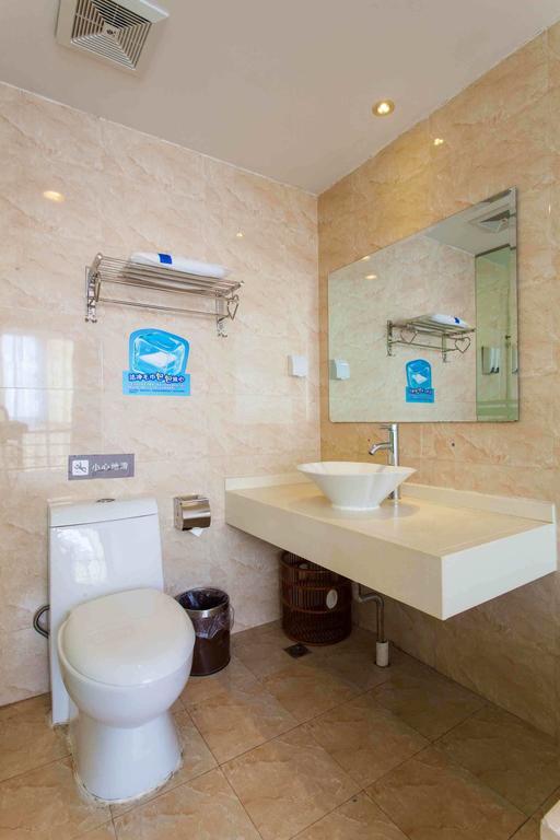 7 Days Inn Shenzhen Railway Station Номер фото
