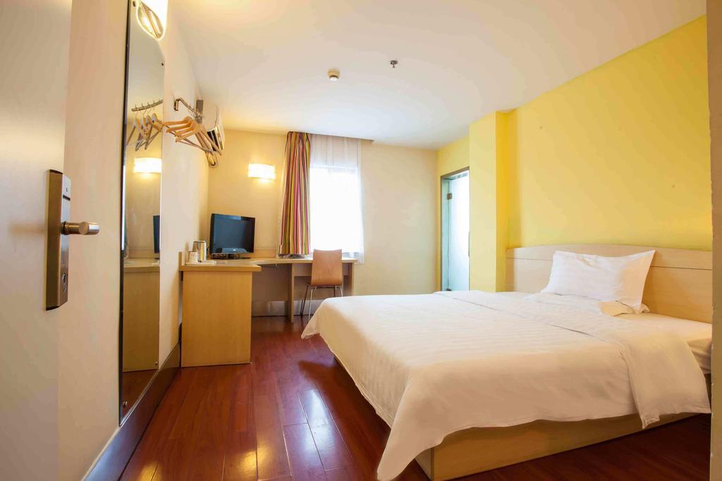 7 Days Inn Shenzhen Railway Station Номер фото
